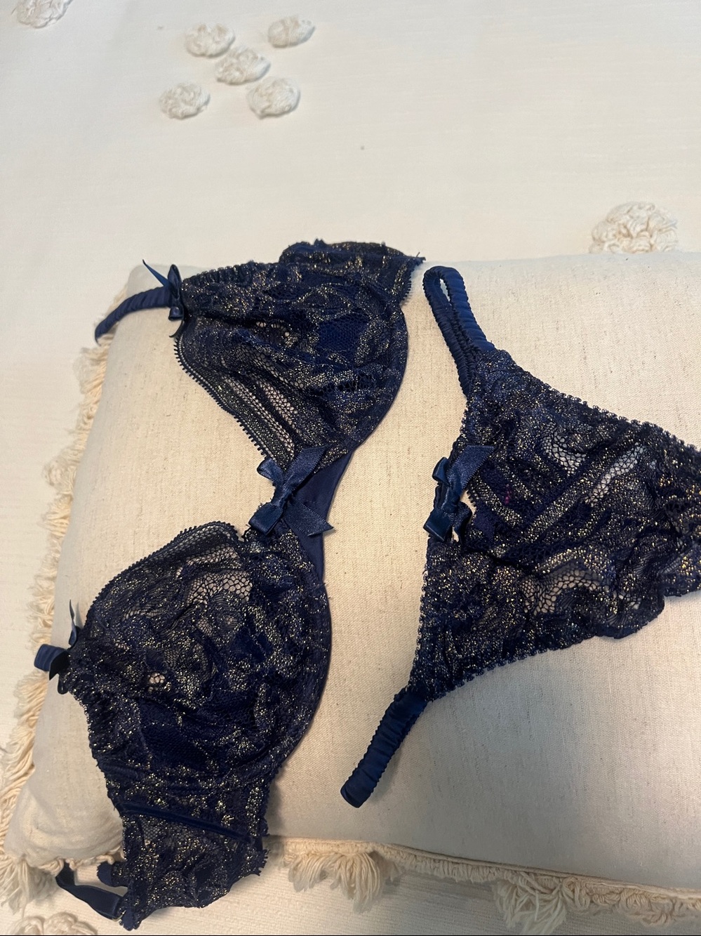 Agent Provocateur bra and thong panty set 34C skimpy lace underwire